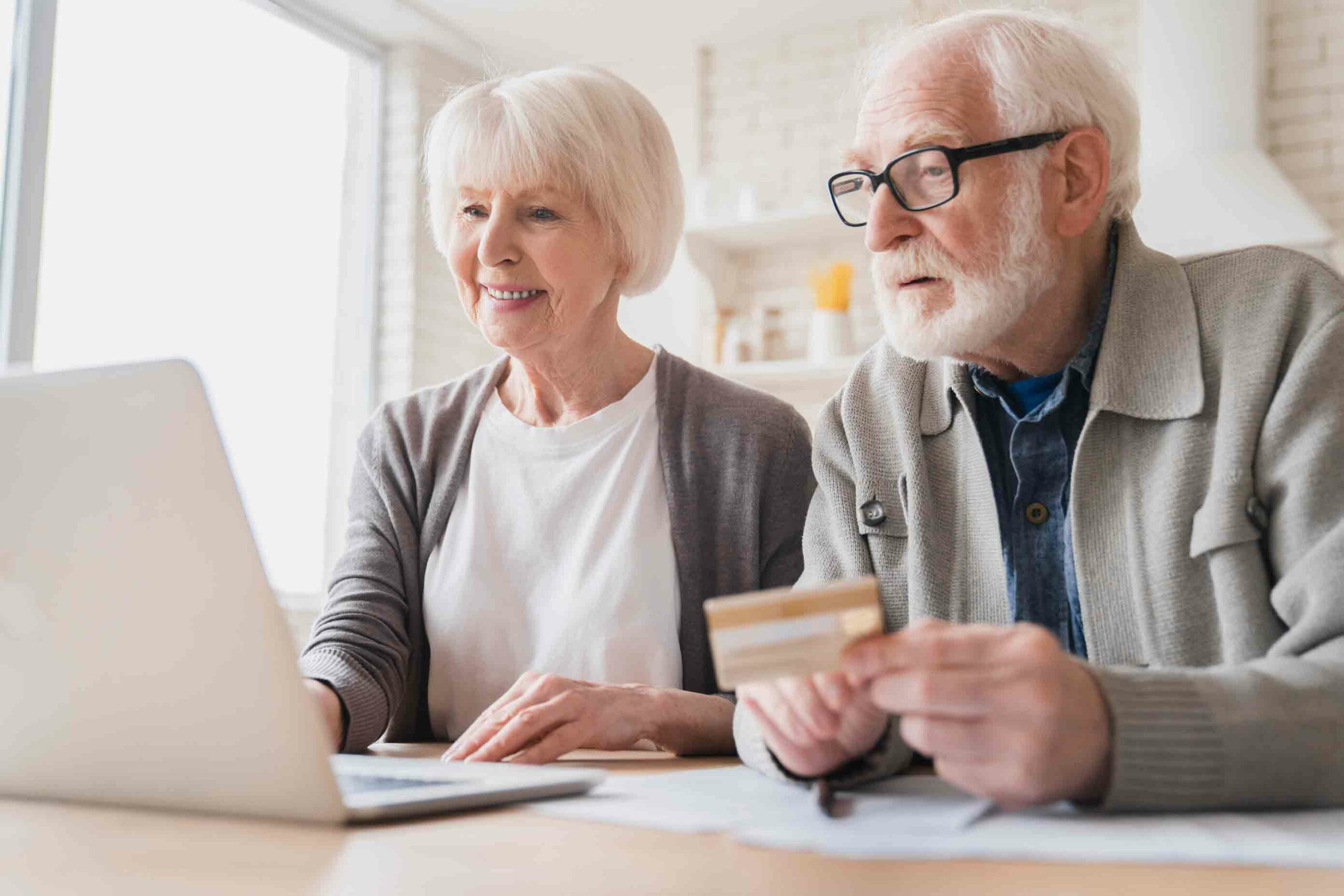 grandparents-receiving-pension-paying-bills